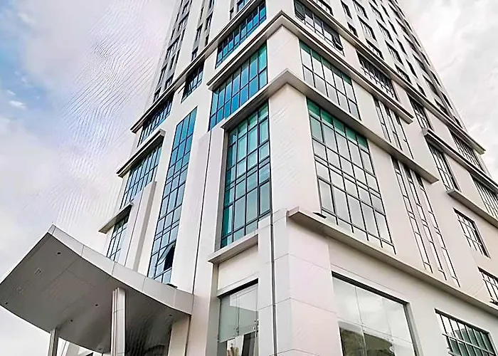 Hotel Lumen Srinakarin Bangkok