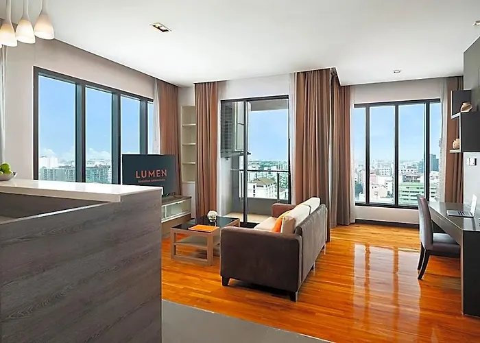 Lumen Srinakarin 4*