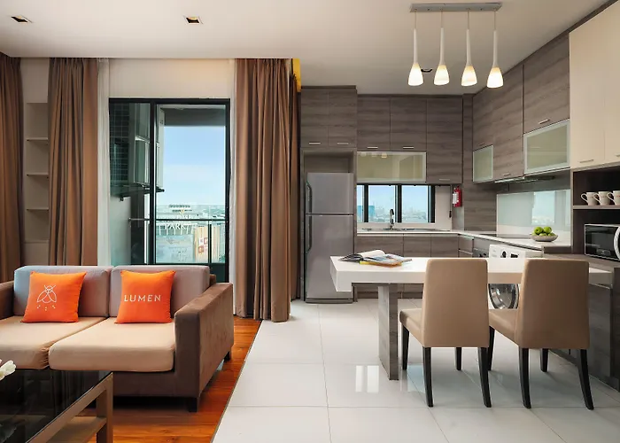 Hotel Lumen Srinakarin Bangkok